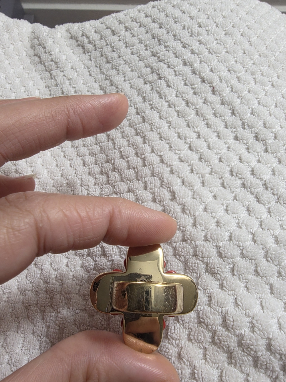 Limited Edition Mawi X Disney Couture Minnie Mouse Gold Red Black Bow Pearl Ring - Picture 3 of 6